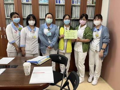 本系實習師生榮獲彰濱秀傳醫院肯定　 獲頒獎狀表揚指導有方與專業表現圖片
